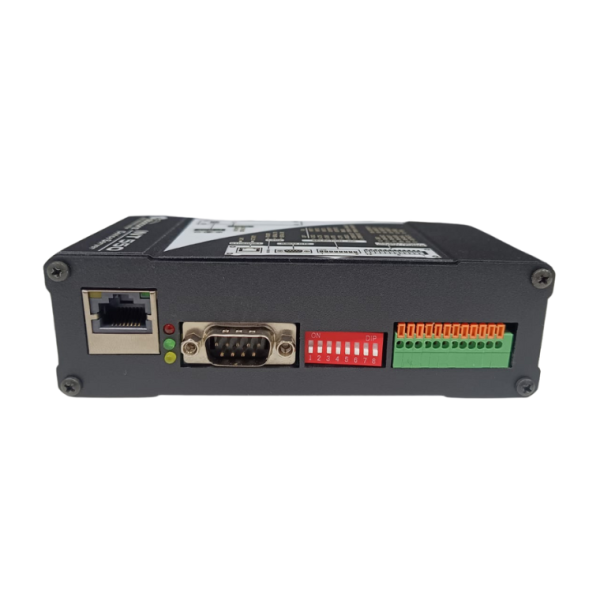 INT 550 (Alta Velocidade Serial RS-232 até 115Kbps, 10/100 Ethernet, ARM7 Industrial, -20°C a +60°C, Certificado FCC/CE) - Imagem 3
